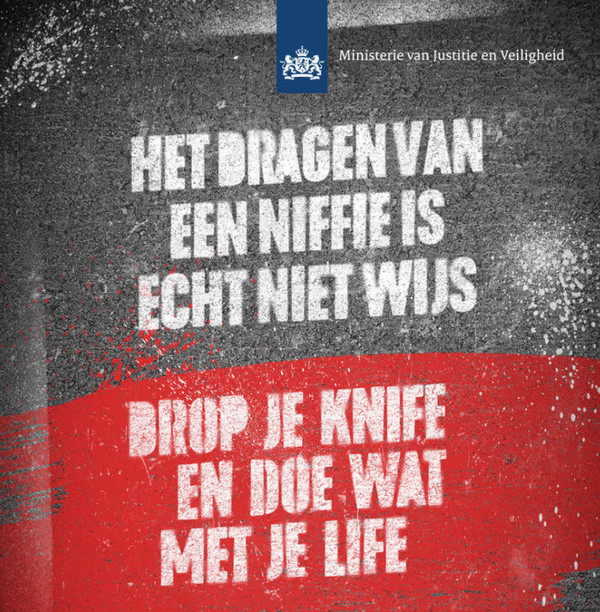 Drop je knife Politie gemeente Het Hogeland steekwapen